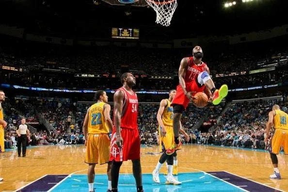 NBA有没有进攻三秒？规则详解与常见误解