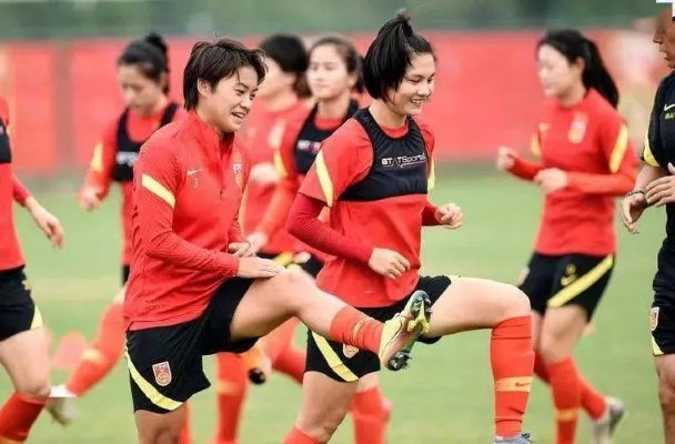 铿锵玫瑰再出征，中国女足近期赛程全览与备战动态