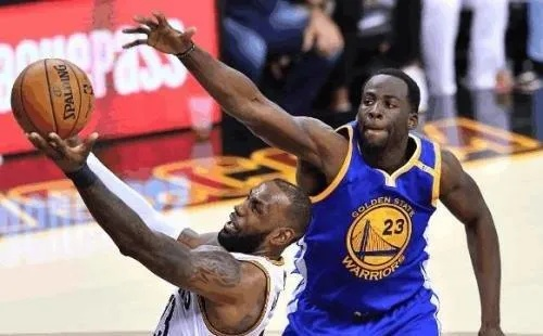 NBA小前锋防守悍将,那些让对手胆寒的铁血战士 NBA小前锋防守悍将,那些让对手胆寒的铁血战士