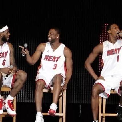 重温巅峰，热火三巨头有谁？他们如何改变了NBA格局